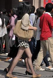 眼镜丝袜乡村教师,平凡中的不凡风采